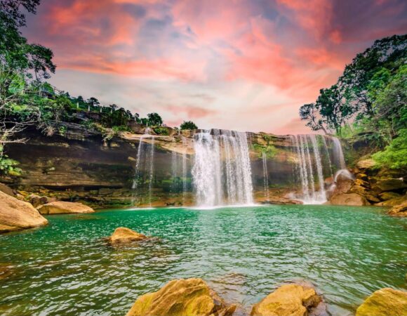 The Abode of Clouds - Meghalaya (5 Days / 4 Nights)